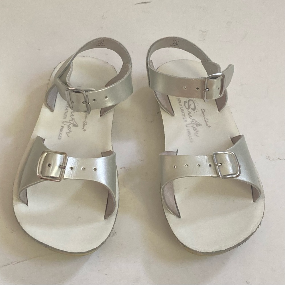 Salt Water Sandals by Hoy Surfer Leather Metallic Silver Summer Vacation